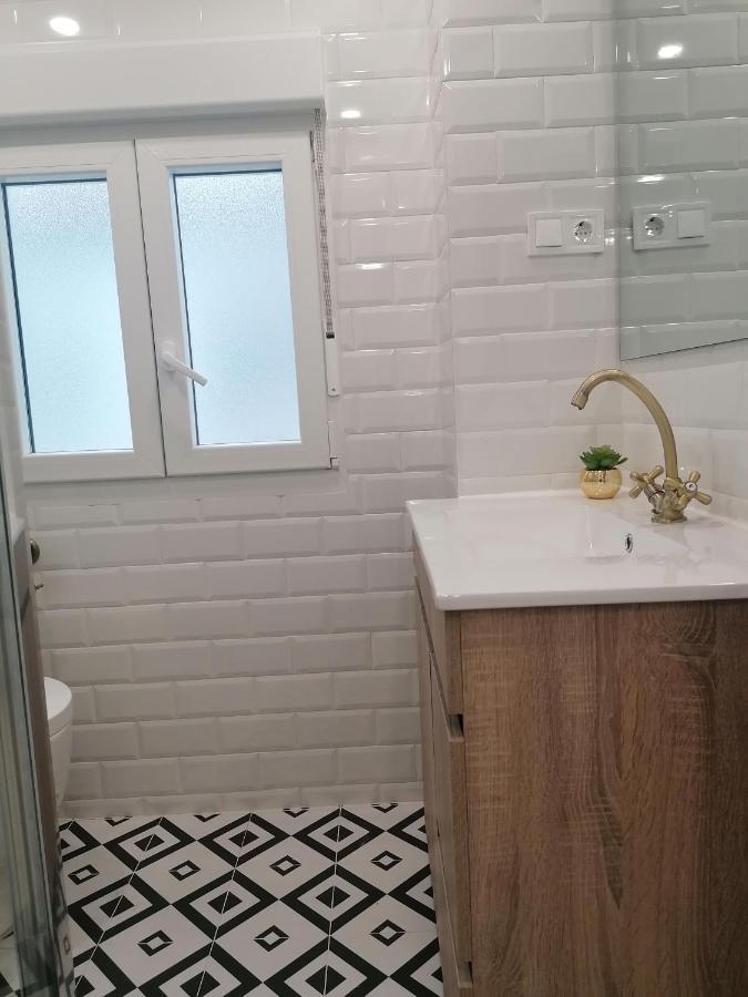 Ferienwohnung Piso Deluxe En El Centro Con Ascensor Castro Urdiales Exterior foto